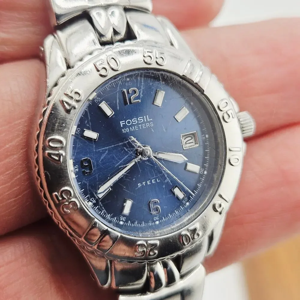 Fossil Watch Silver Tone Boyfriend Style Blue Date Dial Stainless Steel FS-2596
